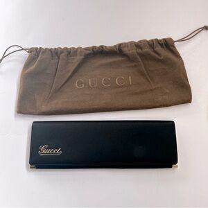 Vintage limited edition Gucci satin clutch.